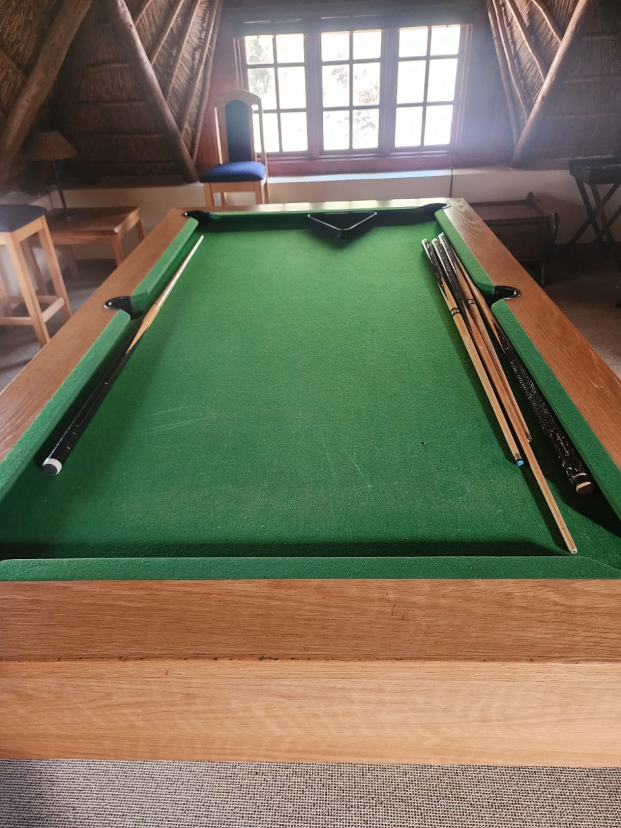 6 Bedroom Property for Sale in Lakeland North West